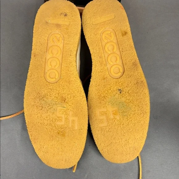 Ecco CrepeTray Chukka Suede Boots Men's Sz 11